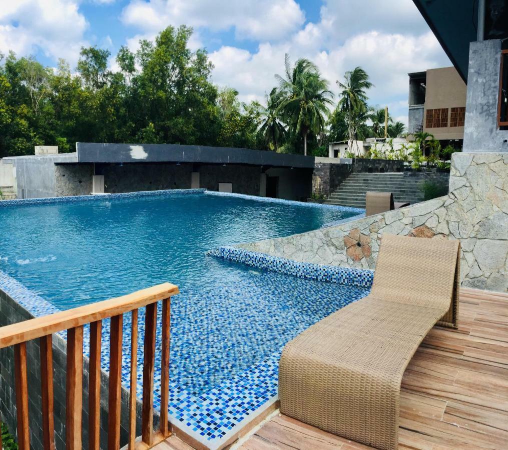 Tanjungbinga Quins Style Resort Belitung מראה חיצוני תמונה